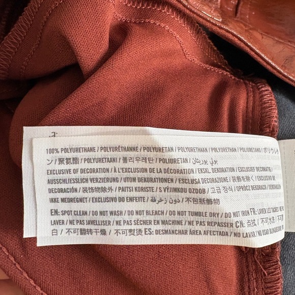 Abercrombie & Fitch Curve Love 90s Straight Vegan Leather Pants Size 32 / 14 - Picture 10 of 10